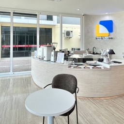 ที่ทำงาน by มนชรี - Coffee & Co-Working Space 00001