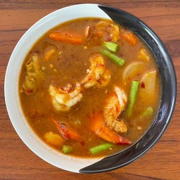 แกงส้มผักรวมปลาทะเล/กุ้งสด+ข้าวสวย