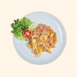 มาม่าผัดแฮม+ไส้กรอก