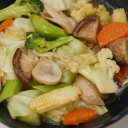 ผัดผักรวมมิตร