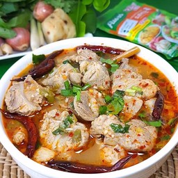 ต้มแซ่บ