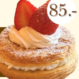 โครนัทสตรอว์เบอร์รี่ครีม