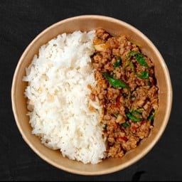 กันดั้มกระเพราซิ่ง ยูกฤษโฮม