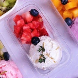 ผลไม้สดปั่น@กรีกโยเกริ์ตโฮมเมด(มบ.โชตนานิเวศน์ อยู่ซอย15)