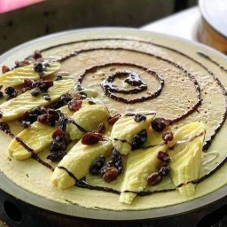 กล้วยหอม ลูกเกด ราดช็อคโกแลต