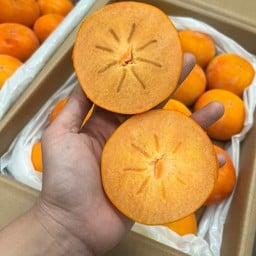 ลูกพลับเกาหลีลูกใหญ่ราคาต่อลูก