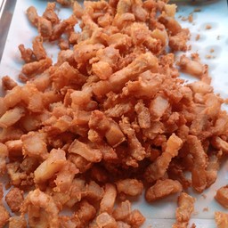 ร้านหมูทอดสามชาย.สาขา2 หน้าธนาคารยูโอบีสำโรงเหนือ