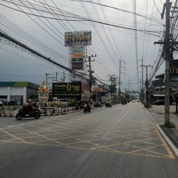 ตลาดนานาเจริญ