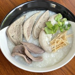 โจ๊กเครื่องในหมู