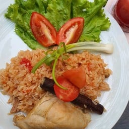 หม่านแฌร์ ตำนานข้าวหมกไก่ 100 ปี
