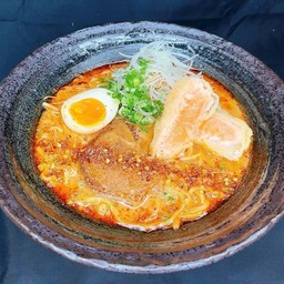 ราเมงแซลมอน ซุปเผ็ด