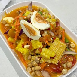 ตำข้าวโพดไข่เค็ม