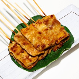 หมูปิ้งไร้มัน  10 ไม้