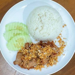 ข้าวหมูกระเทียม พิเศษ