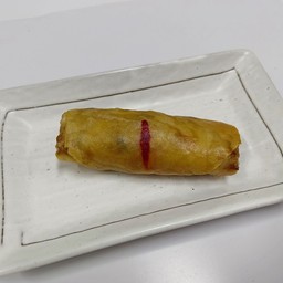 ปอเปี๊ยะไส้ผักเห็ดหอม (1ชิ้น)