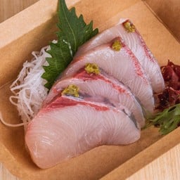 Hamachi sashimi