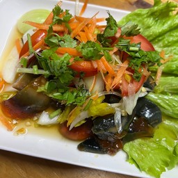 ยำไข่เยี่ยวม้า