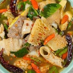 ต้มแ(แซ่บ)เครื่องในเนื้อ