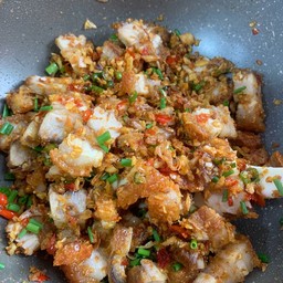 พริกเกลือหมูกรอบ