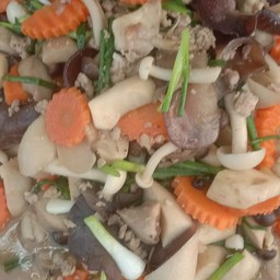 ร้านน้องทรีน่า