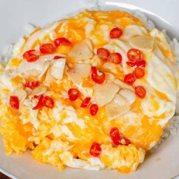 ข้าวไข่ขยี้