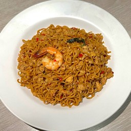 มาม่าผัดกะเพรา