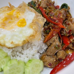 กะเพราหมูตุ๋น