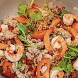 ยำโครตจุกจุก (ถนัดยำ ถนน โพธิ์ทอง