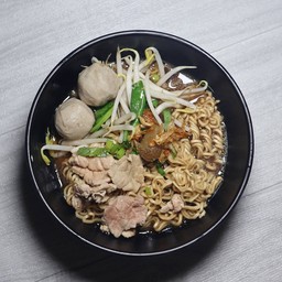 ก๋วยเตี๋ยวเส้นมาม่า