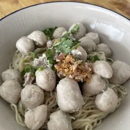 ก๋วยเตี๋ยวลูกชิ้นปั้นสดเจ๊กุ้ง กิ่งแก้ว 41