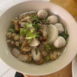 ตามสั่ง+เตี๋ยวตุ๋น พัทยากลาง