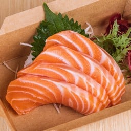 Salmon sashimi