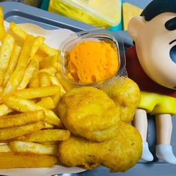 ชุดเฟรนช์ฟรายส์/นักเกตแยกซอส