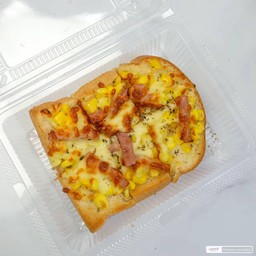 ขนมปังปิ้งมายองเนสข้าวโพดแฮมชีส