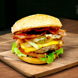 เบอร์เกอร์หมูเบคอนชีส