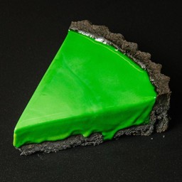 Uji Matcha Nama Tart Slice