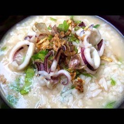 ข้าวต้มปลาหมึก