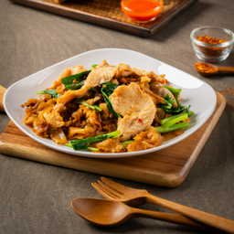 ผัดซีอิ๊ว ไก่