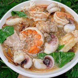 ราดหน้าทะเล