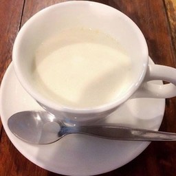 นมสดร้อน