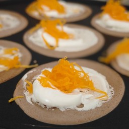 ขนมเบื้องไส้หวาน (ฝอยทอง)