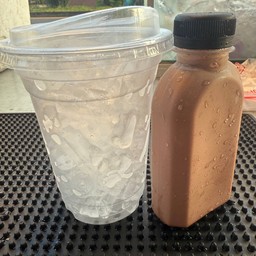 ชาแฟ น้องมิลิน บางแพ