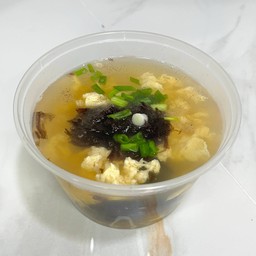 ซุปสาหร่ายไข่คนหมูสับ