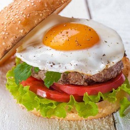 Egg burger chicken /เบอร์เกอร์ไข่