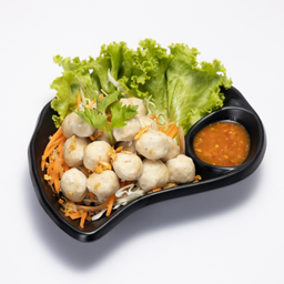 ลูกชิ้นลวกจิ้ม (หมู/เนื้อ) T  Boiled Served with Spicy Dip (Pork ball/Beef ball)  烤肉丸豬肉猪筋牛肉