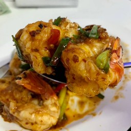 กุ้งแม่น้ำผัดน้ำพริเผา