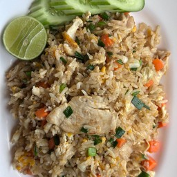 ข้าวผัดไก่