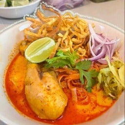 ลับร้อยลี้ By เชฟสามรุ่น