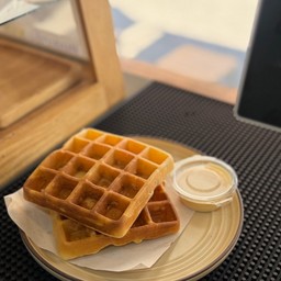 วาฟเฟิลเนยสด 2แผ่น