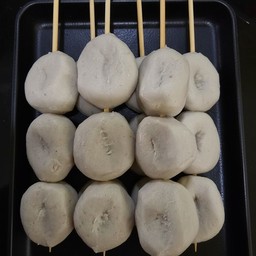 ลูกชิ้นปลา พวกชอบเด้งที่ถูกแช่แข็ง